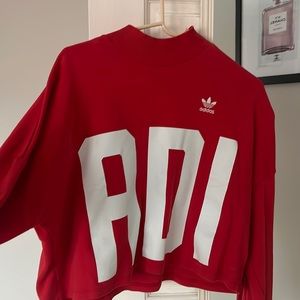 Adidas crewneck